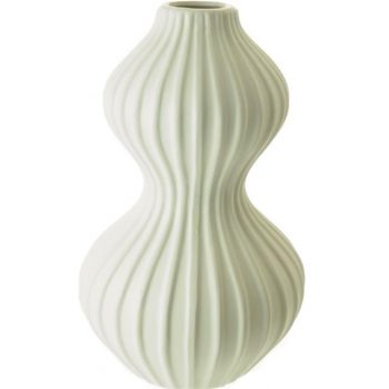 https://shared1.ad-lister.co.uk/UserImages/7eb3717d-facc-4913-a2f0-28552d58320f/Img/artificialpo/36cm-venus-vase-cream.jpg