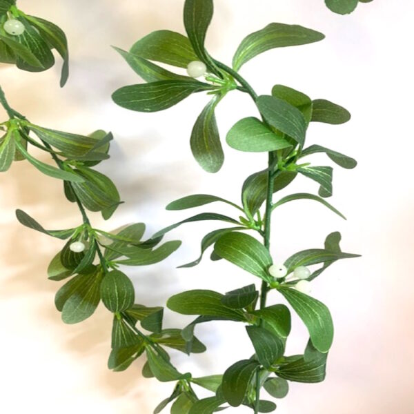 Artificial Mistletoe Garland with White Berries